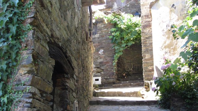 Escadas para o Retalhinho